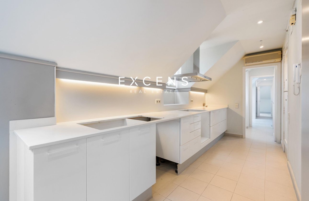 Sale - Penthouse - Barcelona - Turo Park