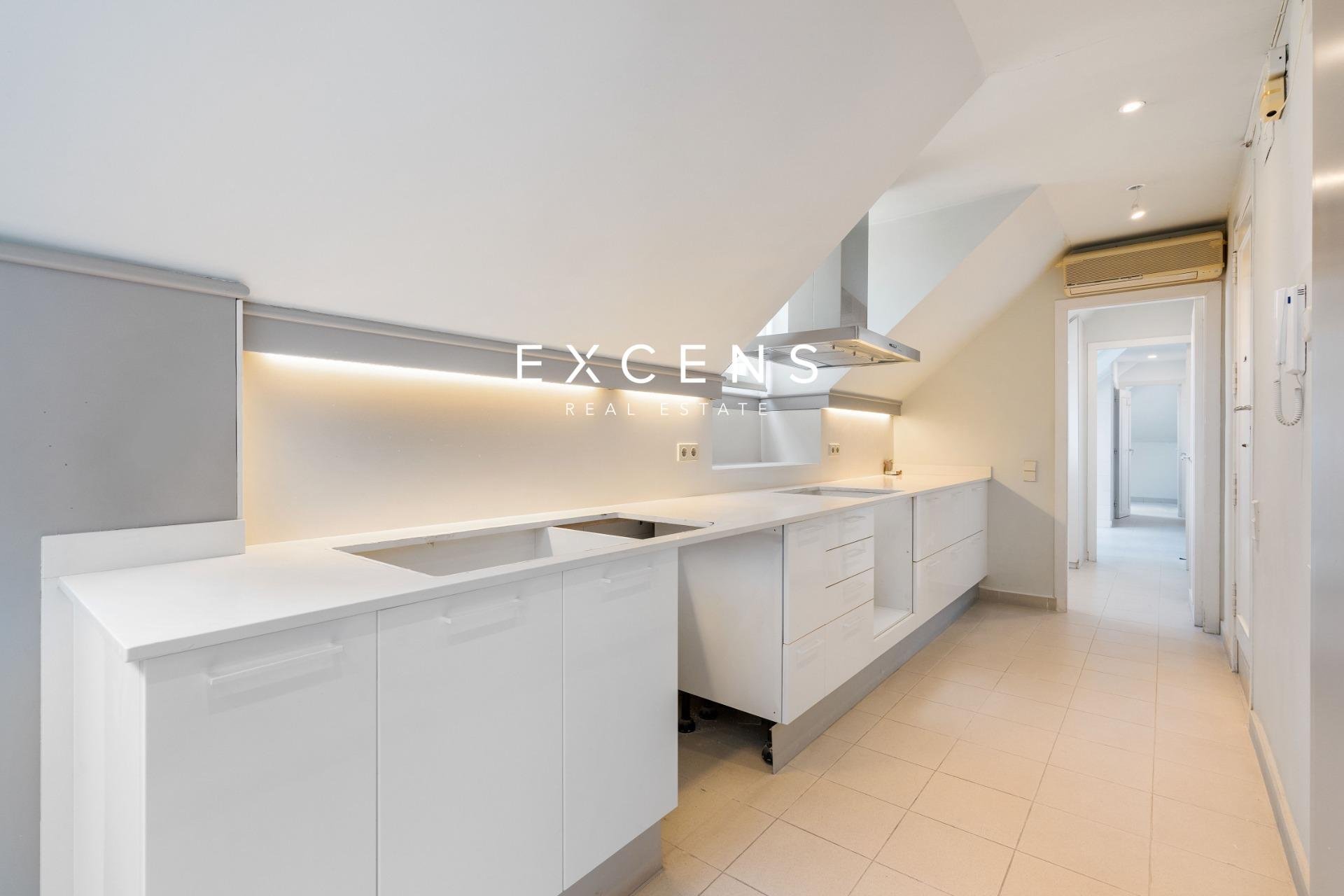 Sale - Penthouse - Barcelona - Turo Park