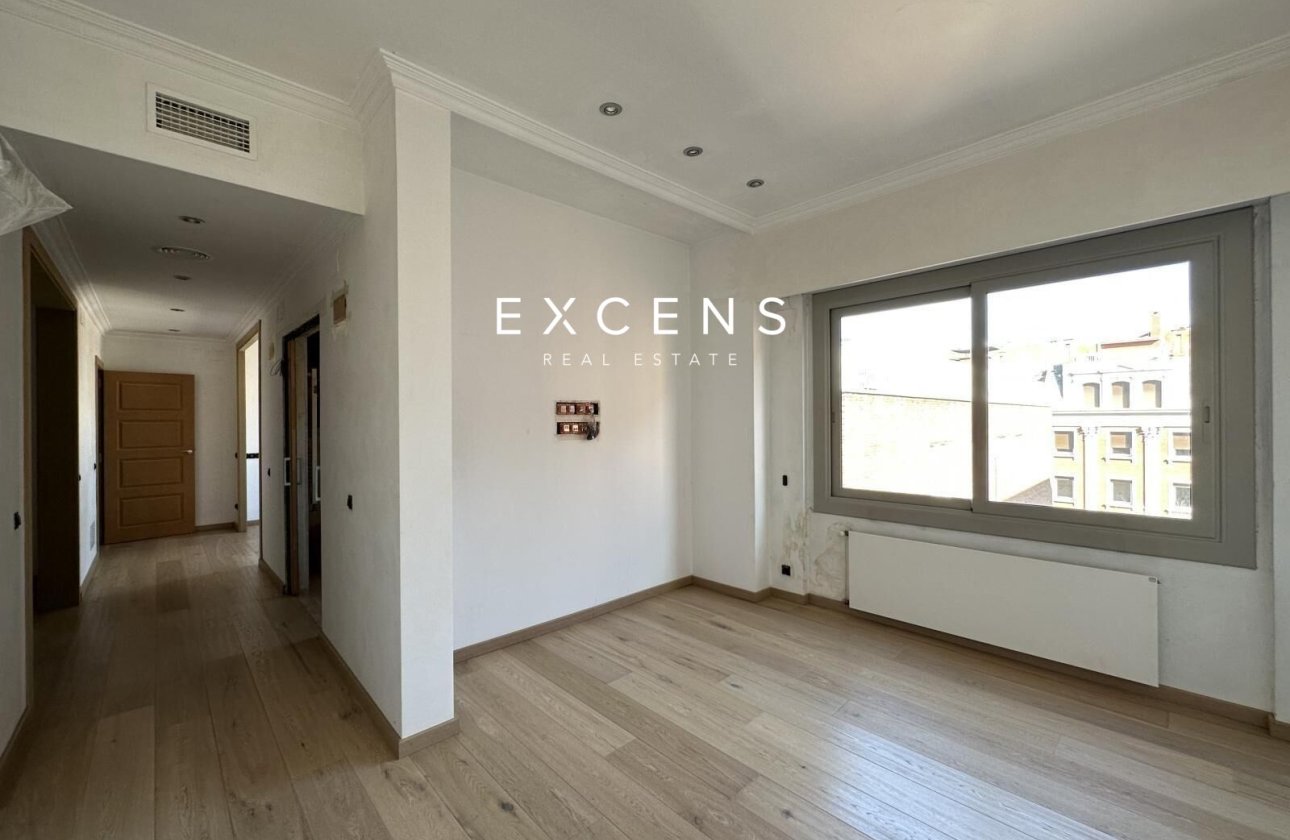 Sale - Penthouse - Barcelona - Upper Area