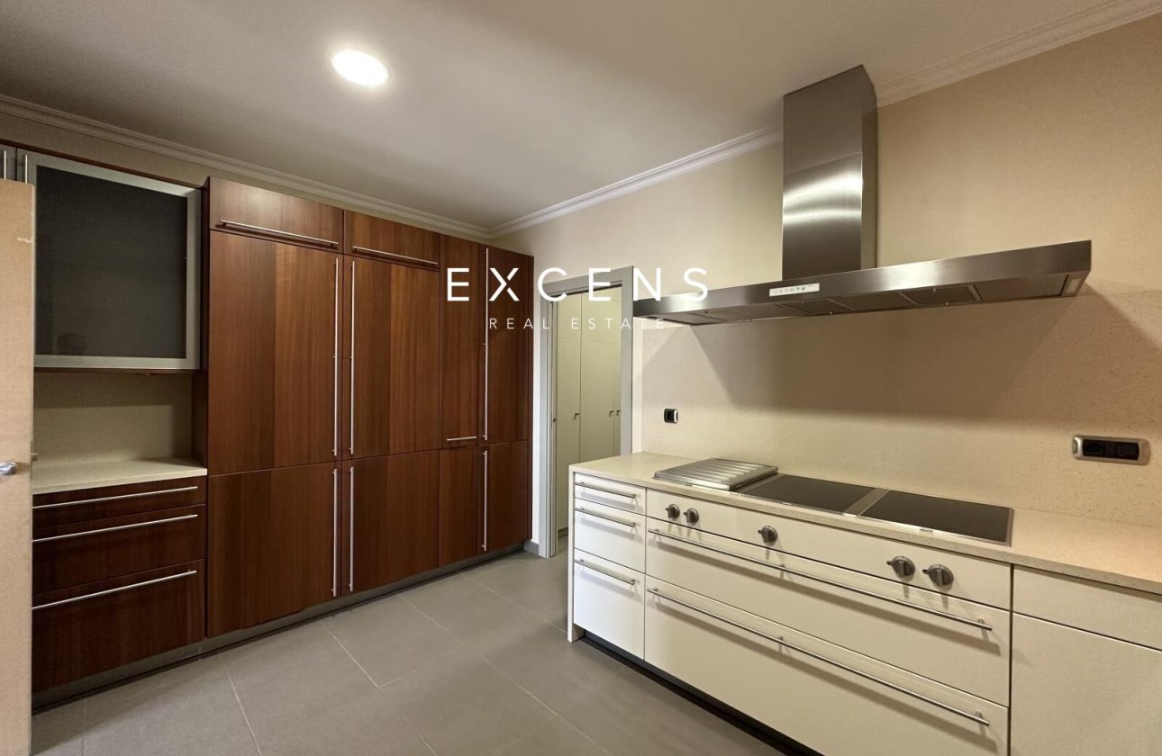 Sale - Penthouse - Barcelona - Upper Area