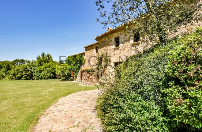 Sale - House / Villa - Pals - Empordà