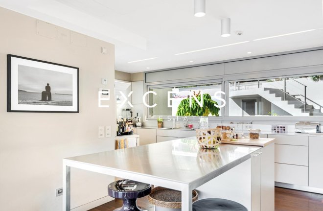 Sale - House / Villa - Barcelona - Upper Area