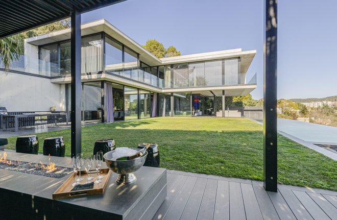 Sale - House / Villa - Barcelona - Upper Area