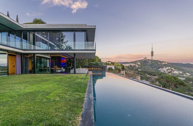 Sale - House / Villa - Barcelona - Upper Area