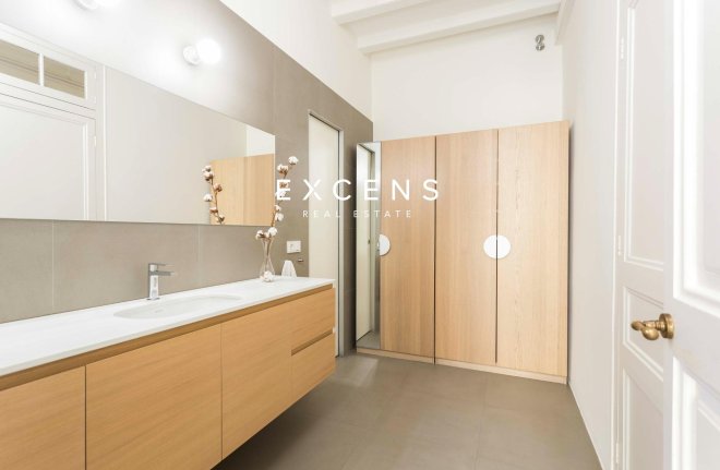 Long Term Rental - Flat - Barcelona - Eixample