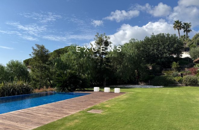 Sale - House / Villa - Sant Andreu de Llavaneres - Supermaresme