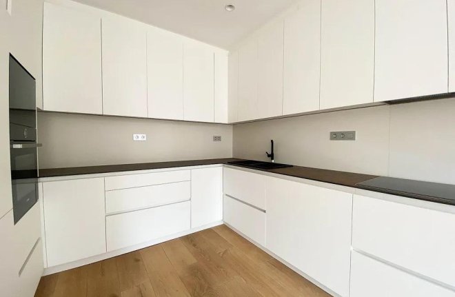 Long Term Rental - Flat - Barcelona - Upper Area