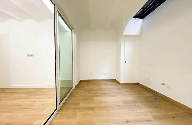 Long Term Rental - Flat - Barcelona - Upper Area