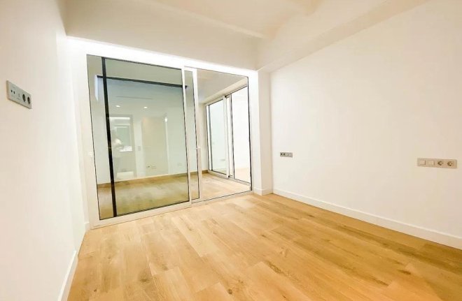 Long Term Rental - Flat - Barcelona - Upper Area